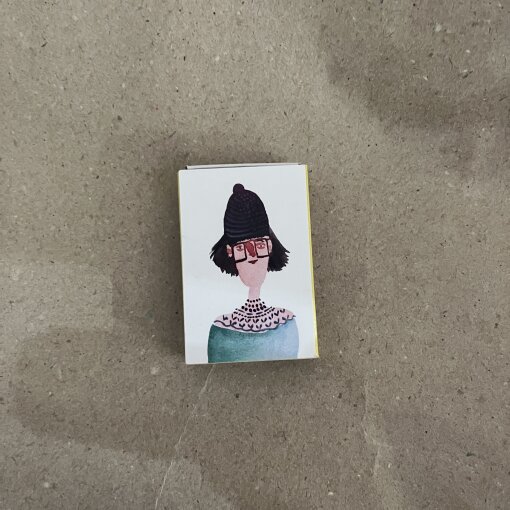 zápalky Žena s korály